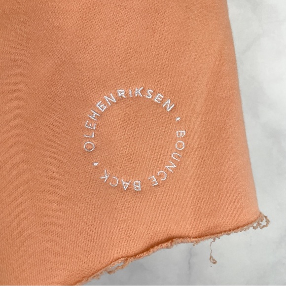 Ole Henriksen Limited Edition 2023 Influencer High Waisted Knit Sweat Shorts S - Picture 4 of 10